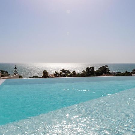 Perfect Place To Escape To With Rooftop Infinity Pool Appartement Olhos de Agua  Buitenkant foto